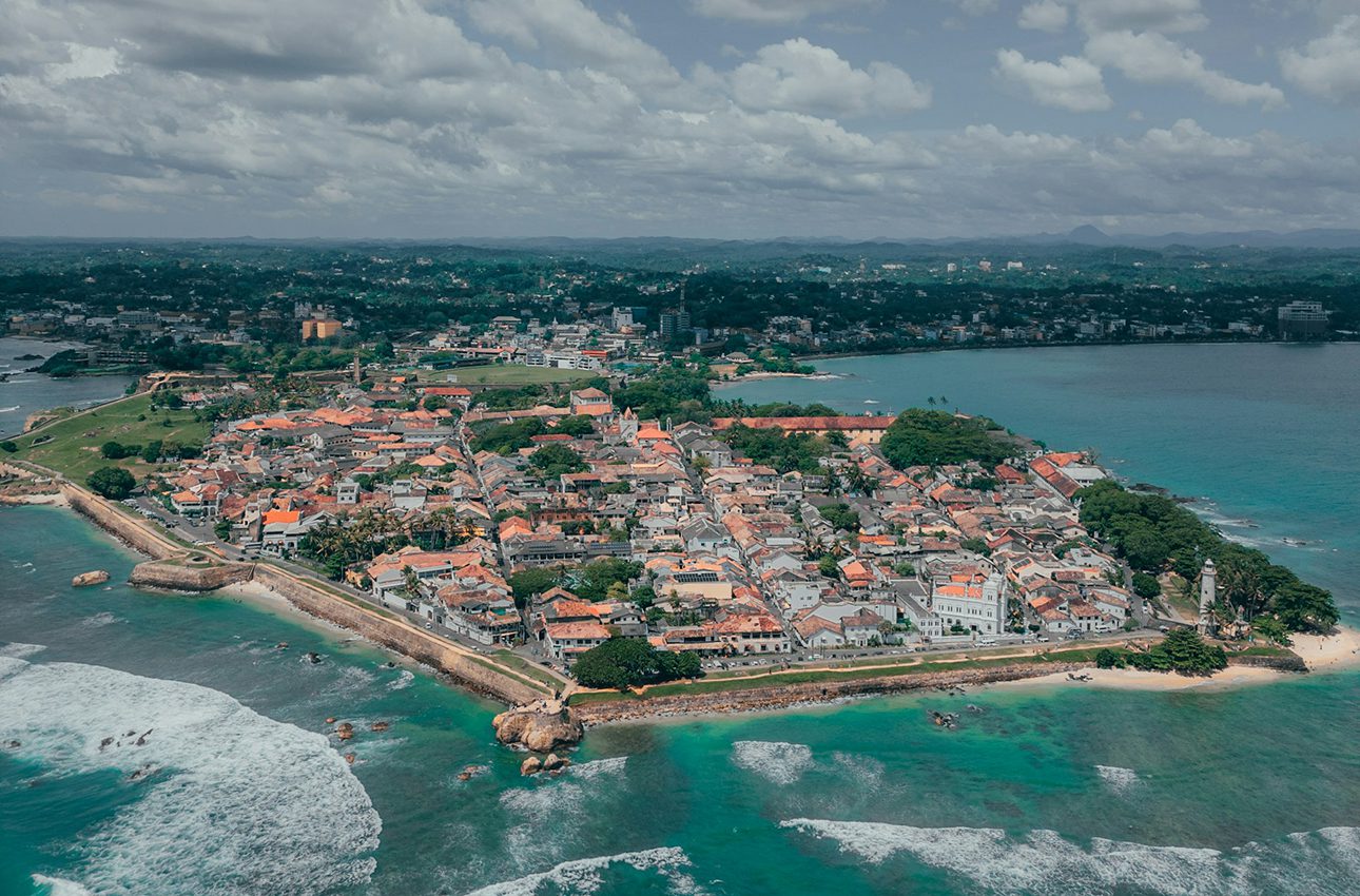 Galle Fort with Maadhu River Safari Day Tour
